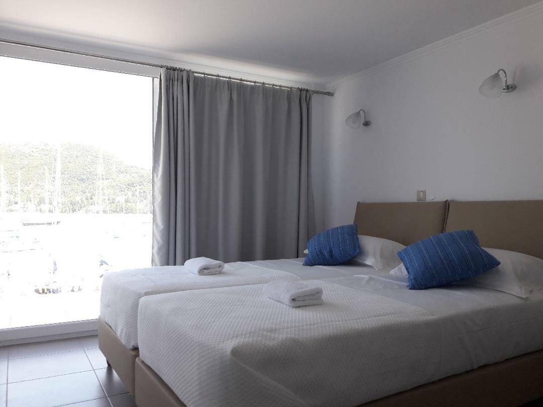 Casa Del Mare Apartment Vlikhon Luaran gambar